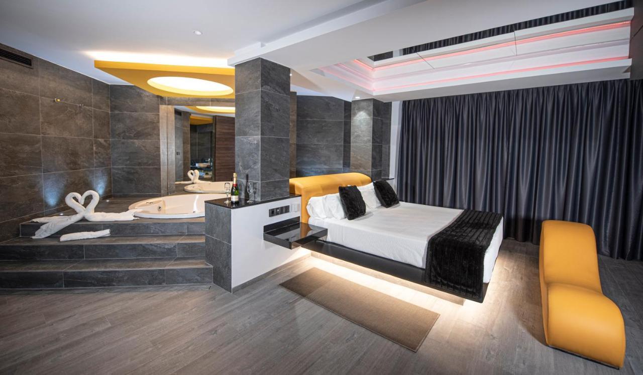 Hotel Luve San Antonio de Banageber Exteriör bild